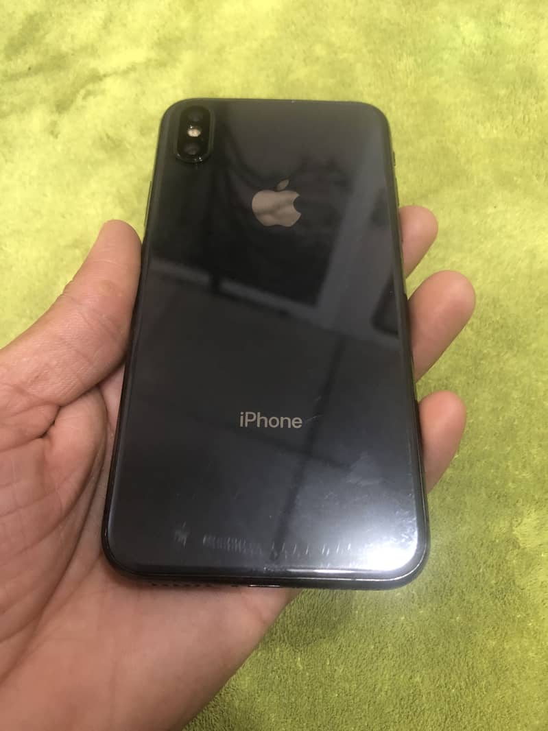 Apple iPhone X 3