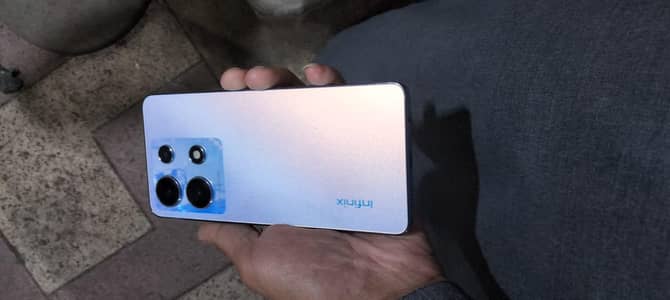 infix not30 8+8 256gb