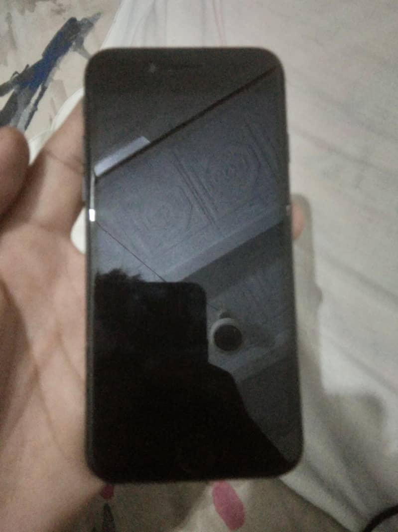 iPhone 7 3