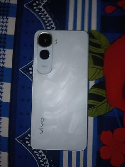 Vivo Y400