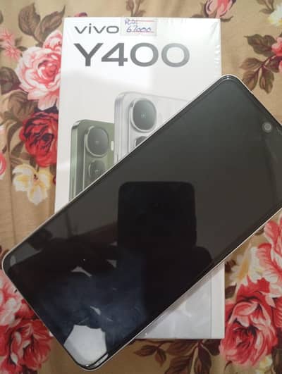 Vivo Y400 box packed condition just 4 month used