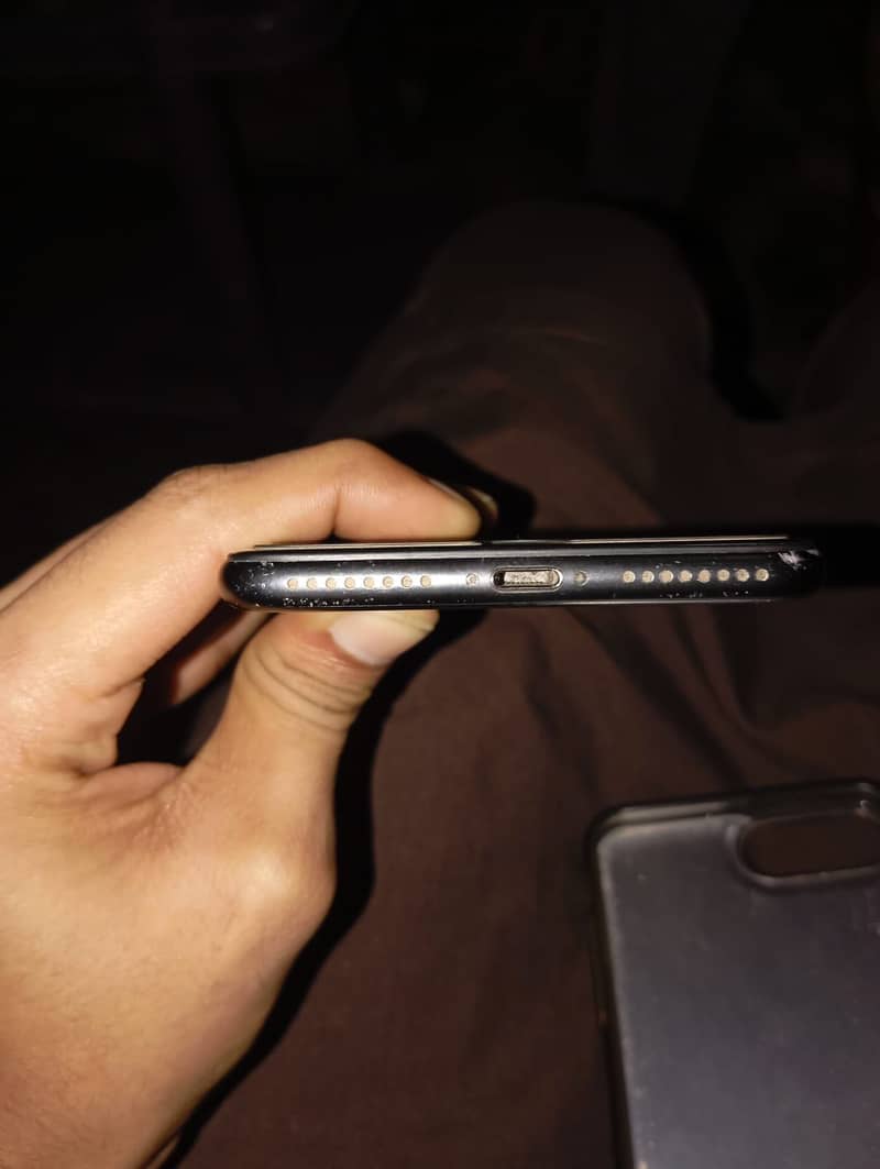 Apple iPhone 7 Plus 3