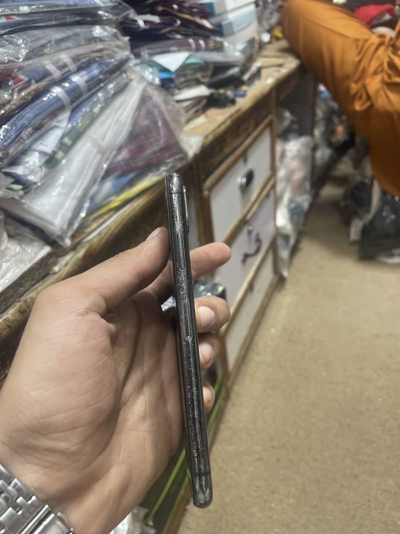 Apple iPhone X 1