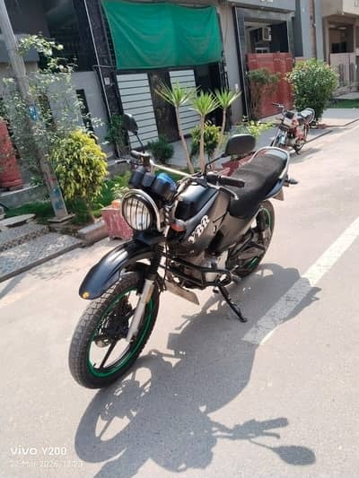 yBr 125g total genuine ok condition