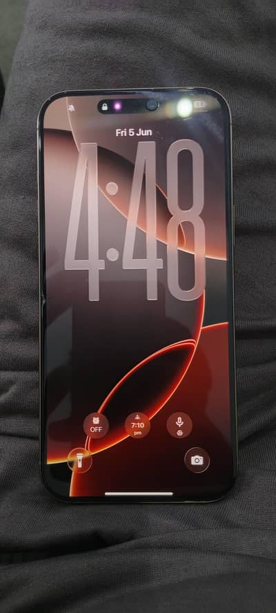 Apple iPhone 16 Pro Max