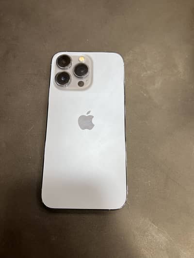 Apple iPhone 13 Pro