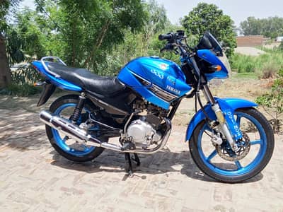 Yamaha ybr 17/18 model urgent sale