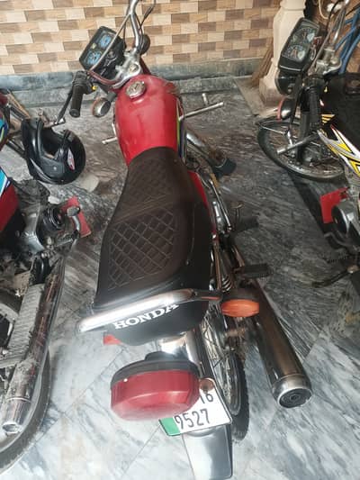 Honda 125 2016