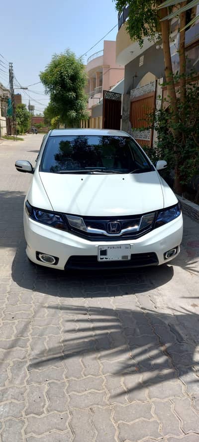Honda City IVTEC 2018 model only 70000kms driven.