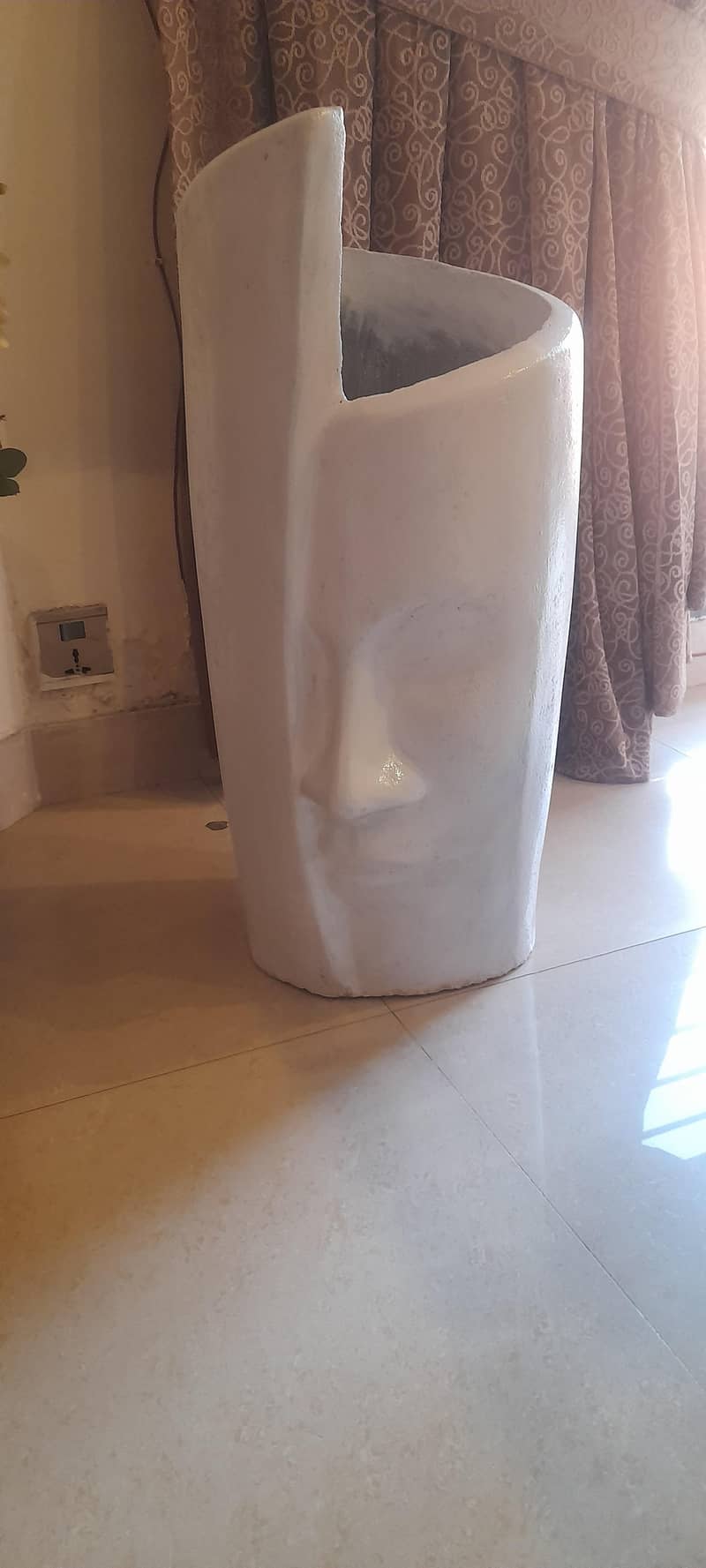 vase. 0