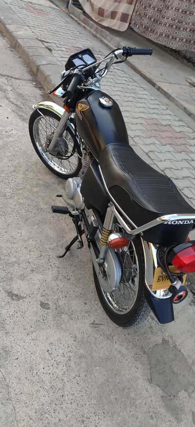 Honda 125 ist owner