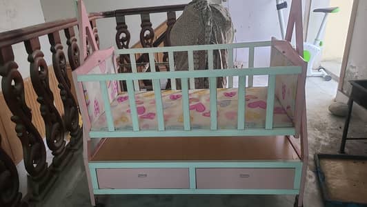 baby cot