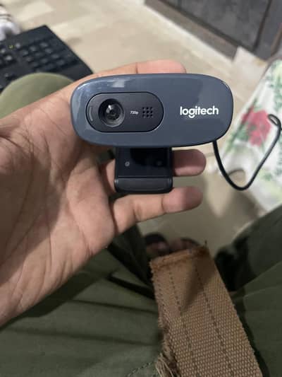 LOGITECH C270 HD CAMERA