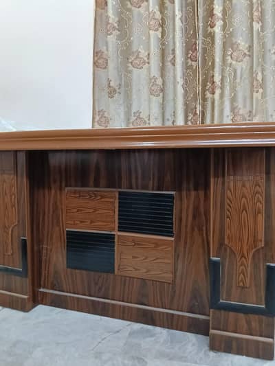 office table