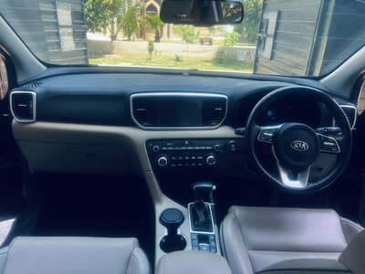 KIA Sportage 2025 AWD - Family Car