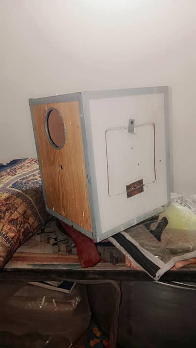 Love birds box used 1 clutch condition 10/8