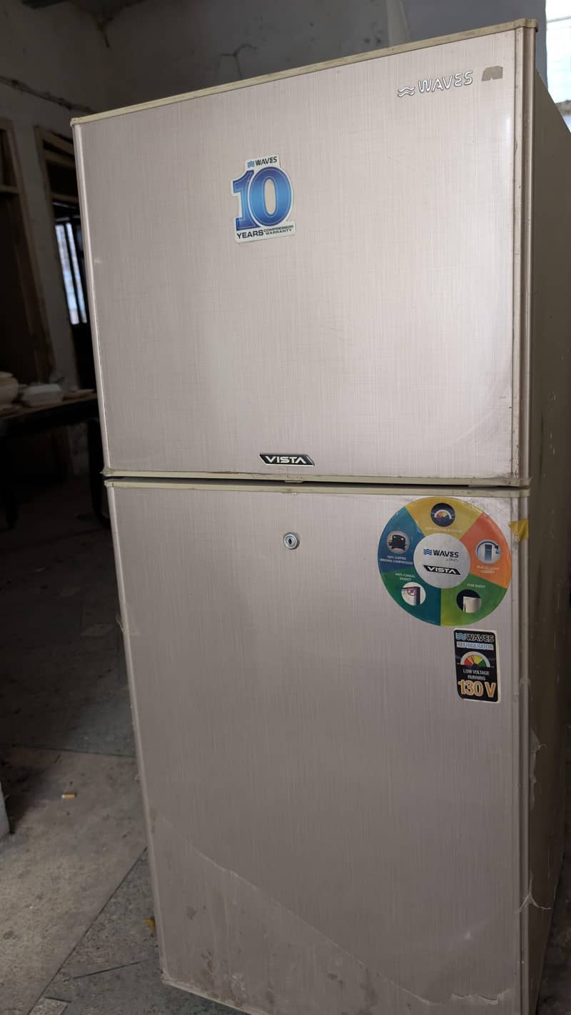 Waves Refrigerator 0