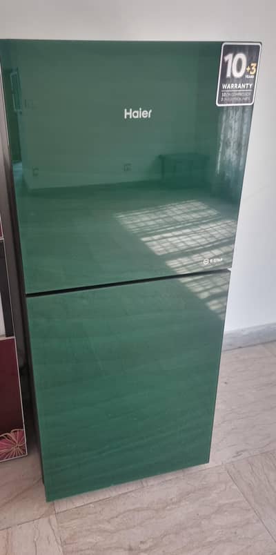 Hair E-Star Refrigerator (HRF-216) 186L | Glass Door | 10/10 Condition