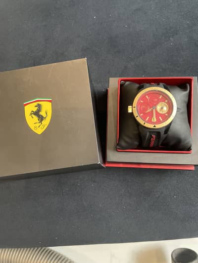 Scuderia Ferrari quartz fashion watch,