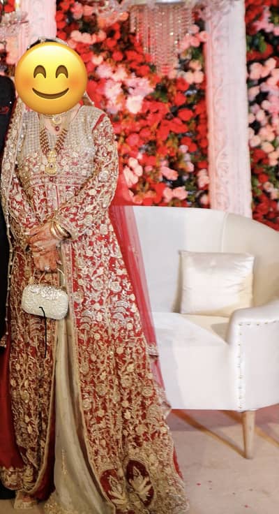 Beautiful Wedding Dress for Sale – Excellent Condition 