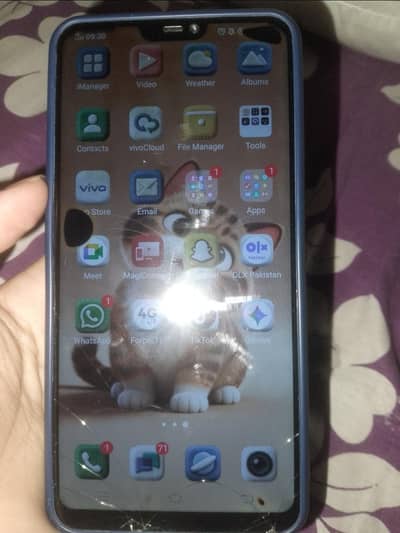 64GbStorage 4GB ram with box no charger battery timing normal