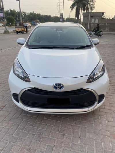 Toyota Aqua 2021 New Shape Hybrid