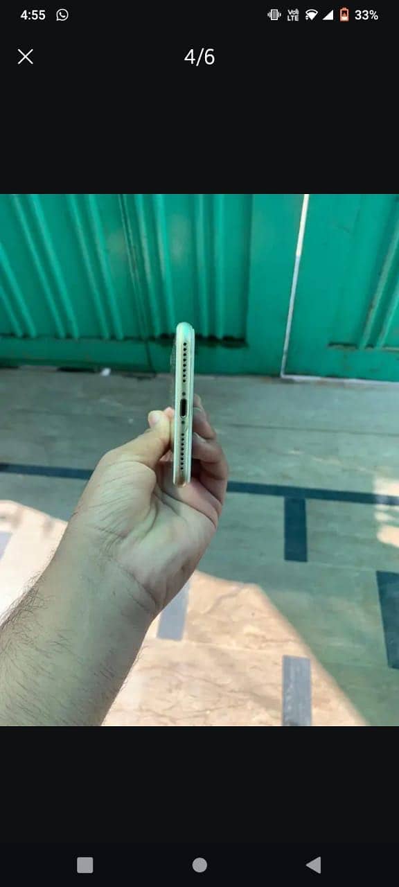 Apple iPhone 7 Plus 0
