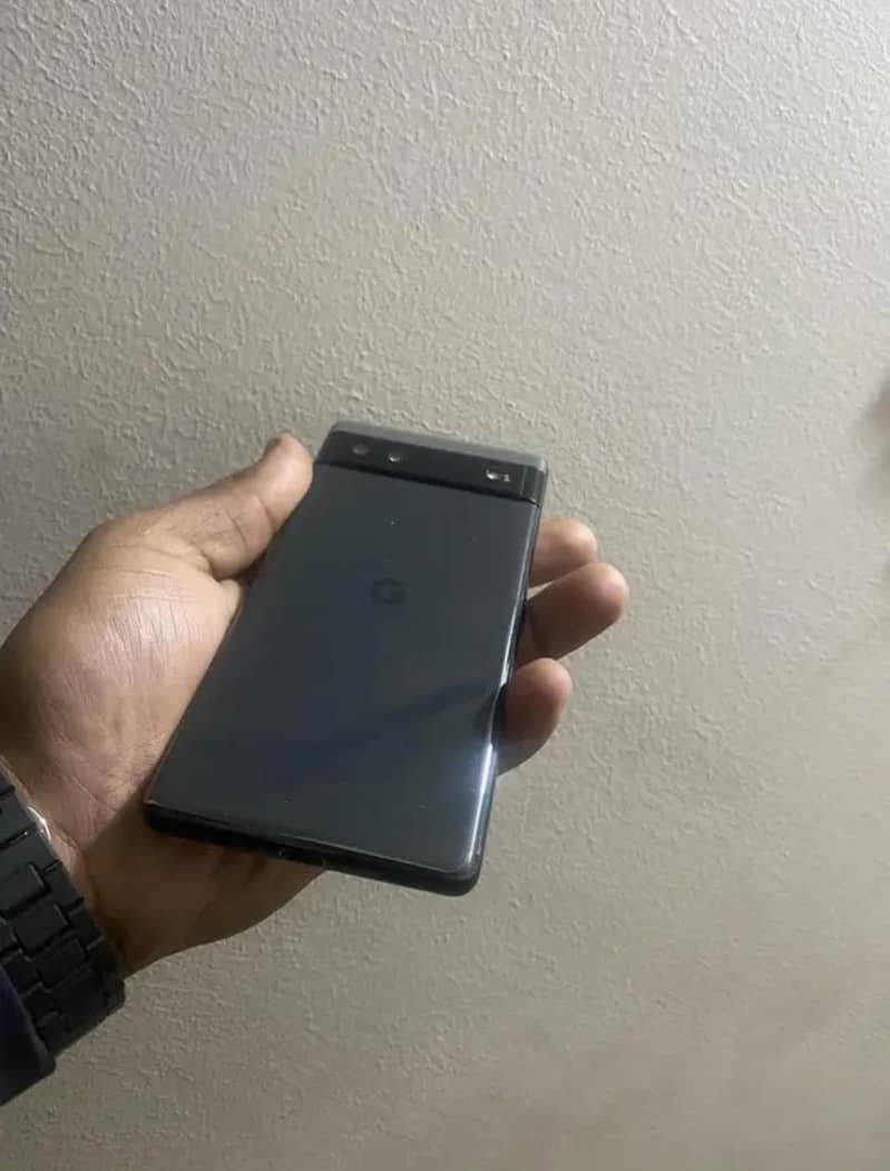 Google Pixel 6a 1