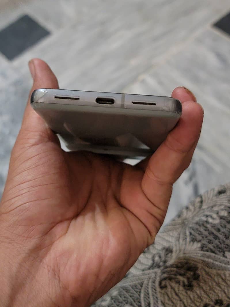 Google Pixel 8 1
