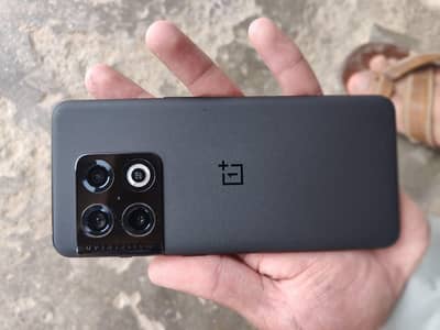 One Plus 10 Pro