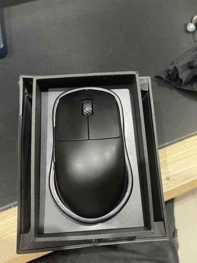 Scyrox v8