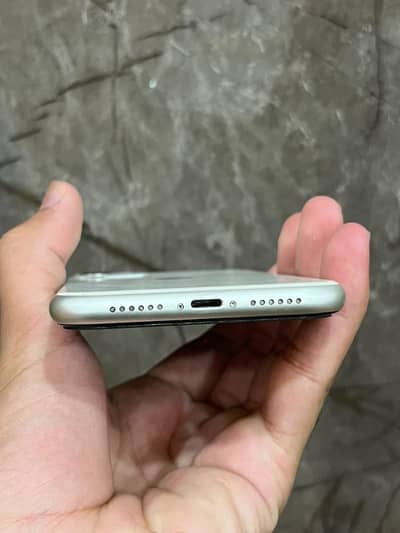 Apple iPhone 11 jv