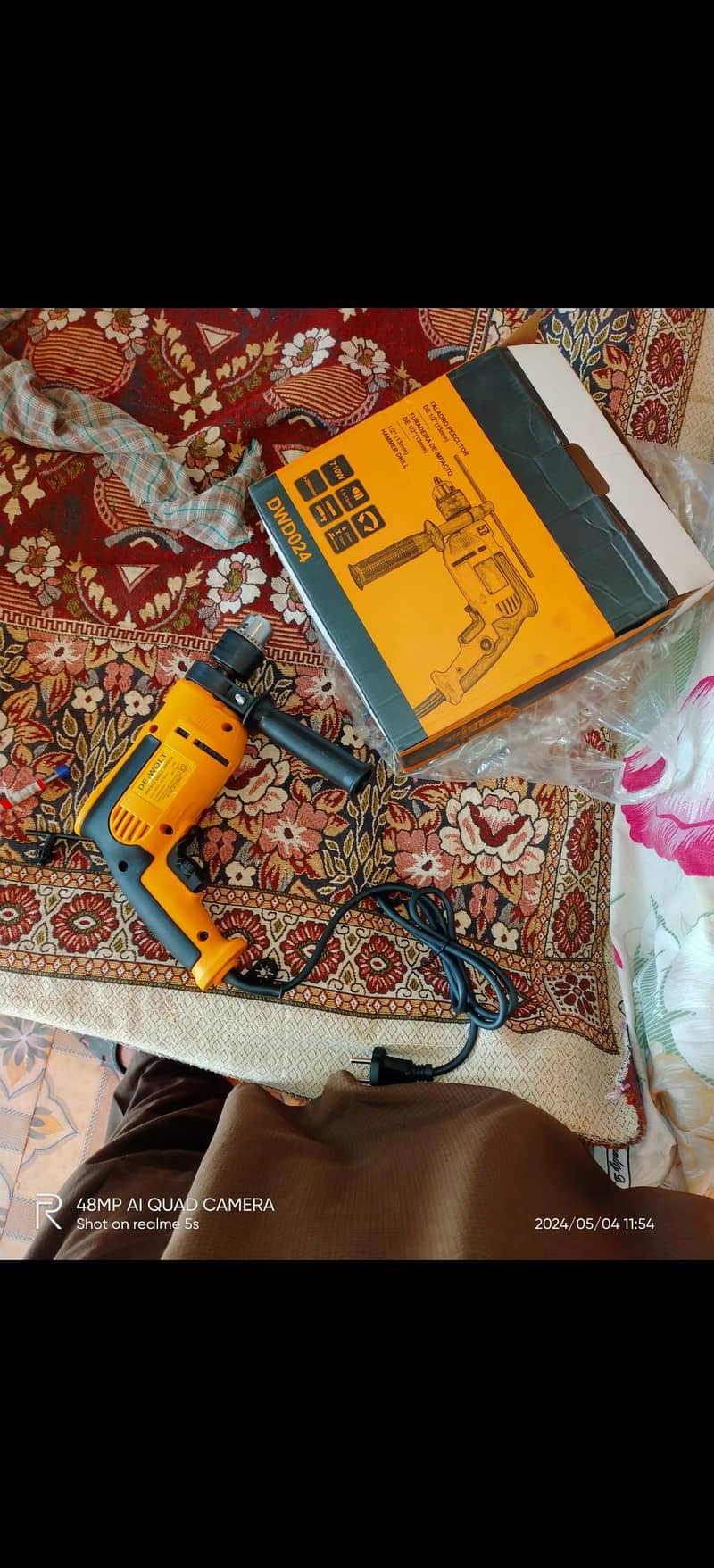 De-Wolt Drill Machine 0