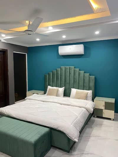 One bedroom apartment per day available Gulbug green Islamabad lukurya furnished apartment