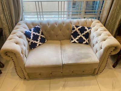 used , 5 seater sofa with 2 sofa chair in good condition