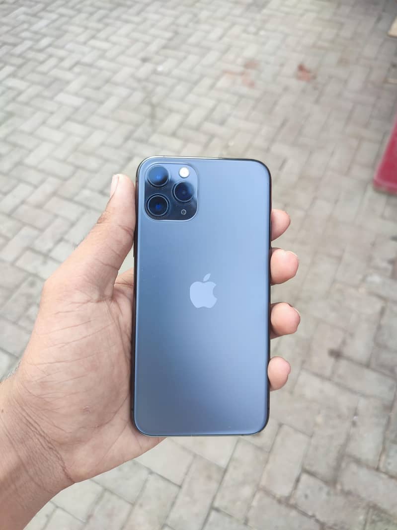 iPhone 11 Pro 0