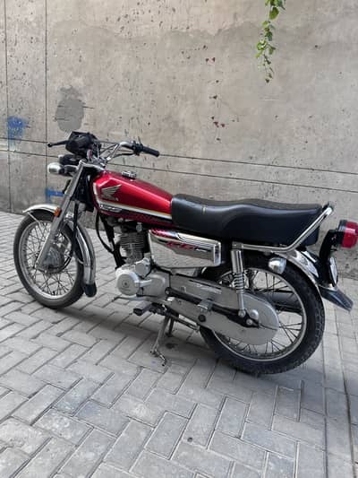 HONDA 125 SPECIAL EDITION