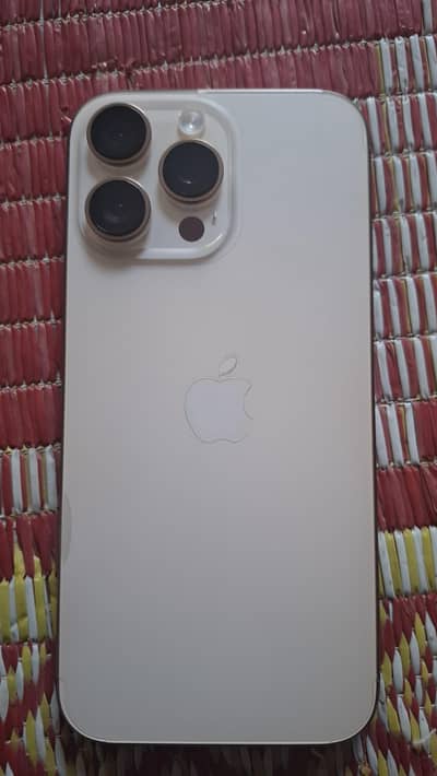 Apple iPhone 16 Pro Max