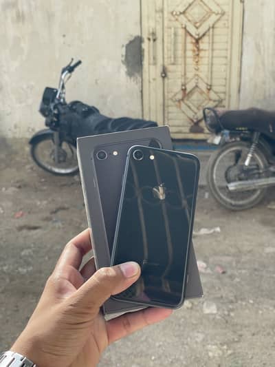 Apple iPhone 8 03235861880