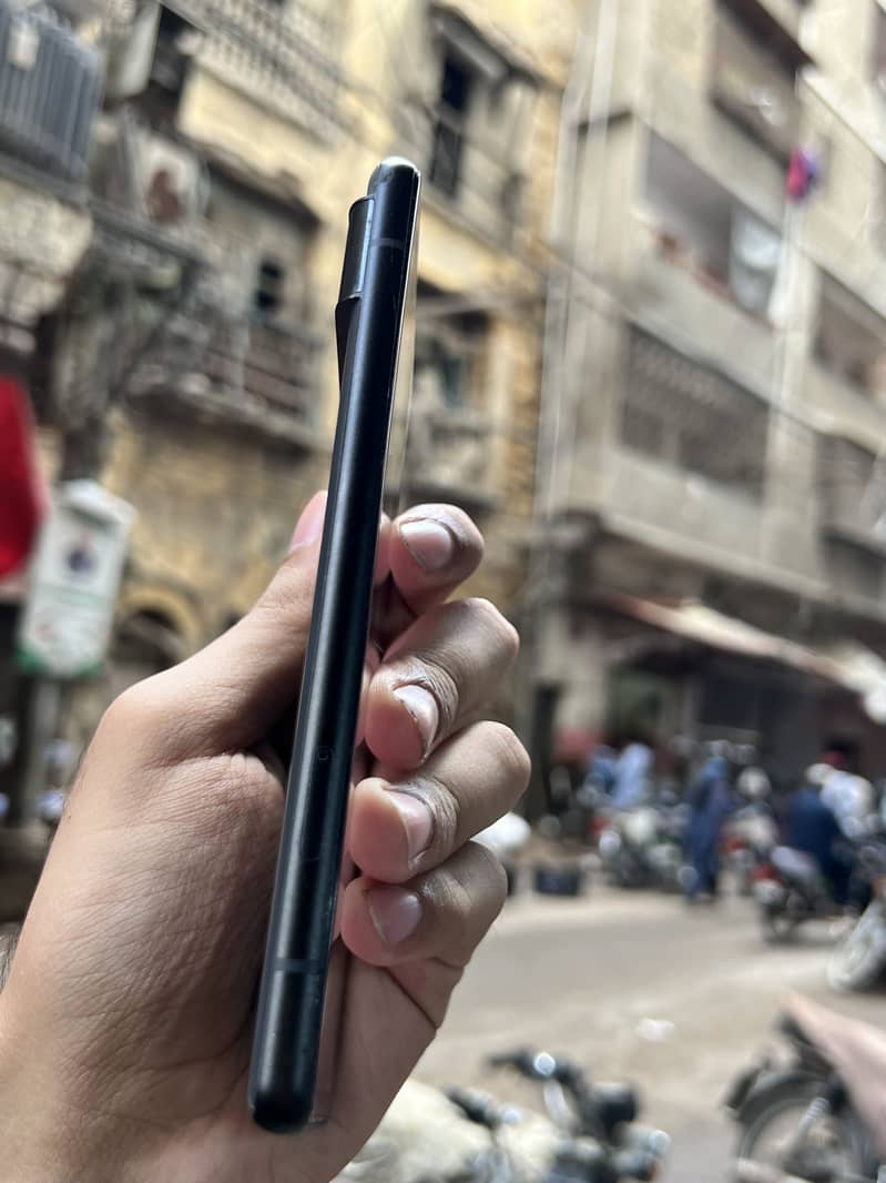 Google Pixel 6 3