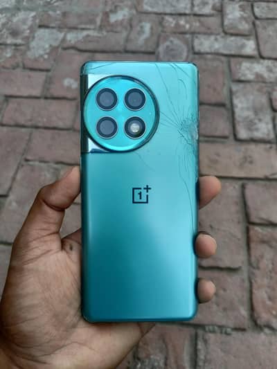 One Plus Ace 2 Pro 12 256 back break