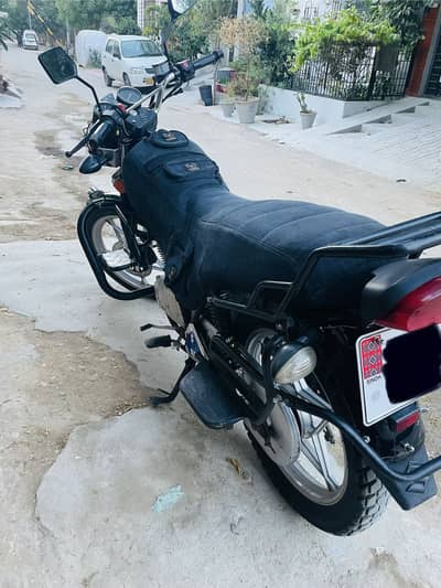 Suzuki Gs150