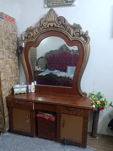 Wooden Dressing Table | Showcase | Furniture | Divider