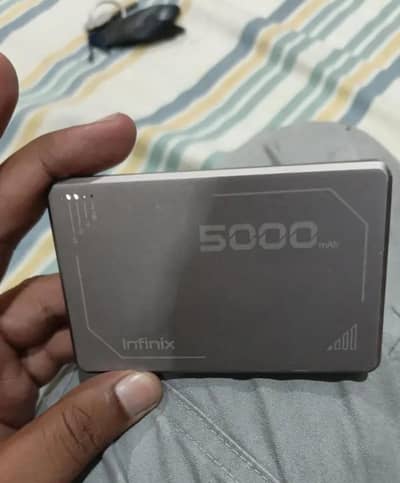 Infinix 50 pro power bank Box Pulled Wireless