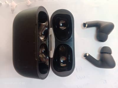 Pro Series Earbuds Black | HD Sound | 8–10 Hrs| Branded