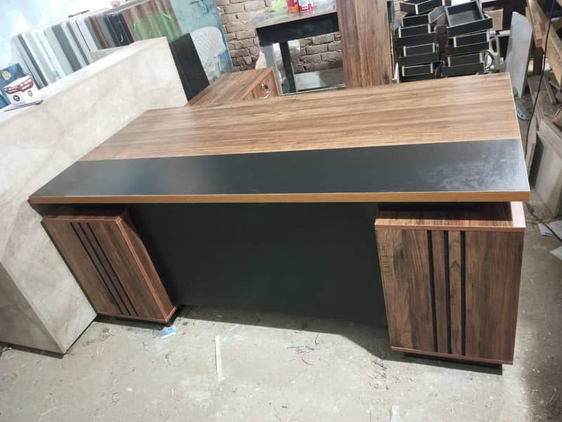 Executive table 6