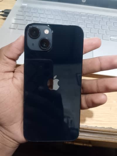Apple iPhone 13