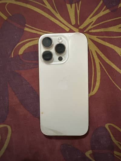 Apple iPhone 16 Pro jv