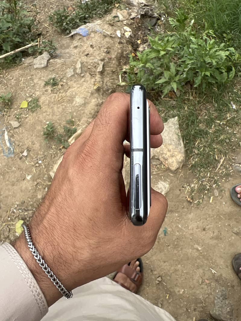 Google Pixel 7 Pro 4