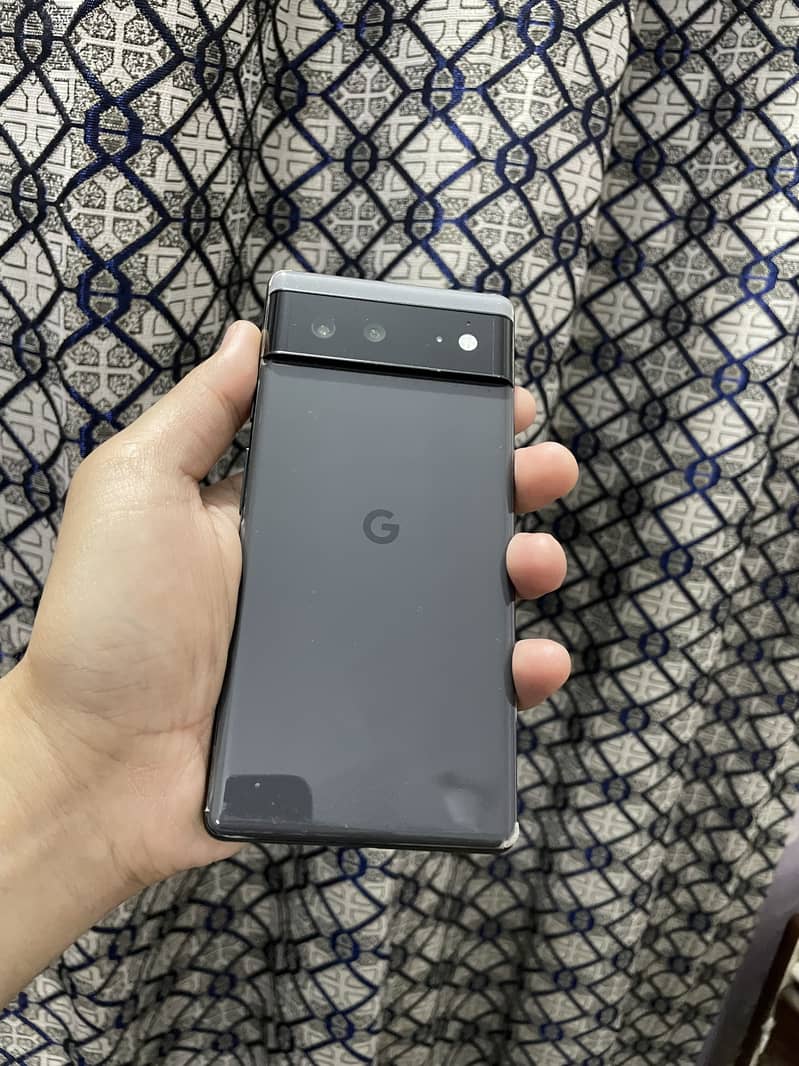 Google Pixel 6 4